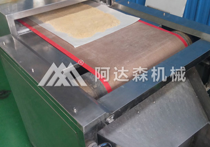微波干燥機(jī)的特點(diǎn)優(yōu)勢(shì)：節(jié)能效率高、工藝先進(jìn)